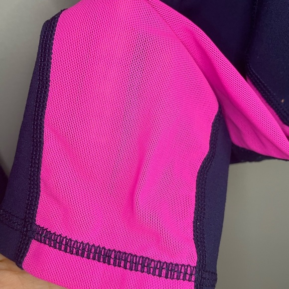 Lilly Pulitzer UPF 50+ Luxletic 24” Weekender Leggings - Picture 12 of 15